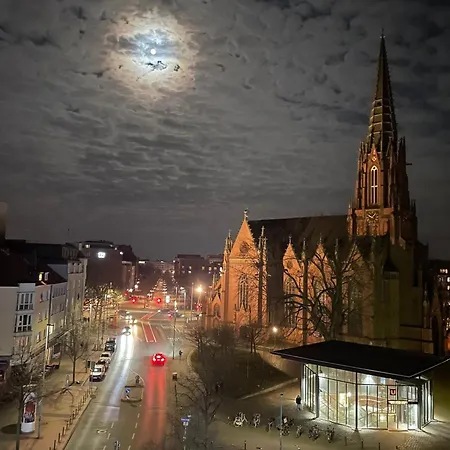 아파트 Ed-grosse, Moderne In Zentraler Lage, Mit Balkon, Lift Und Parkplatz